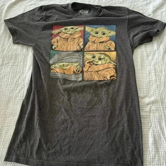 Star Wars Other - Star Wars Yoda T-Shirt (Small - Men’s)